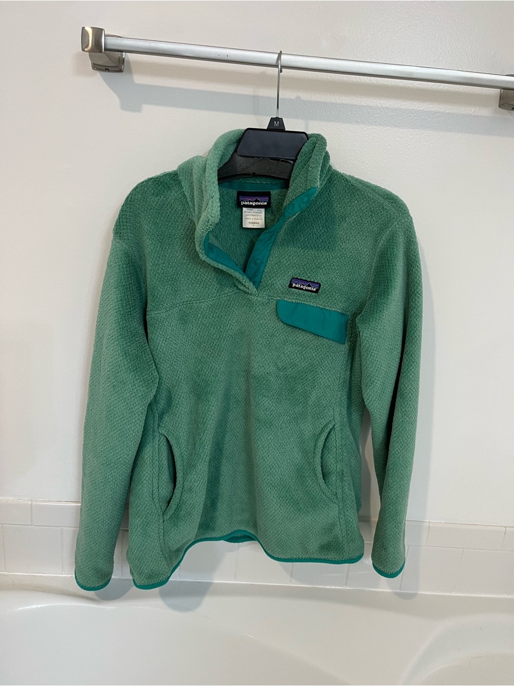 Patagonia Mint Green Fleece Pullover with Teal Trim